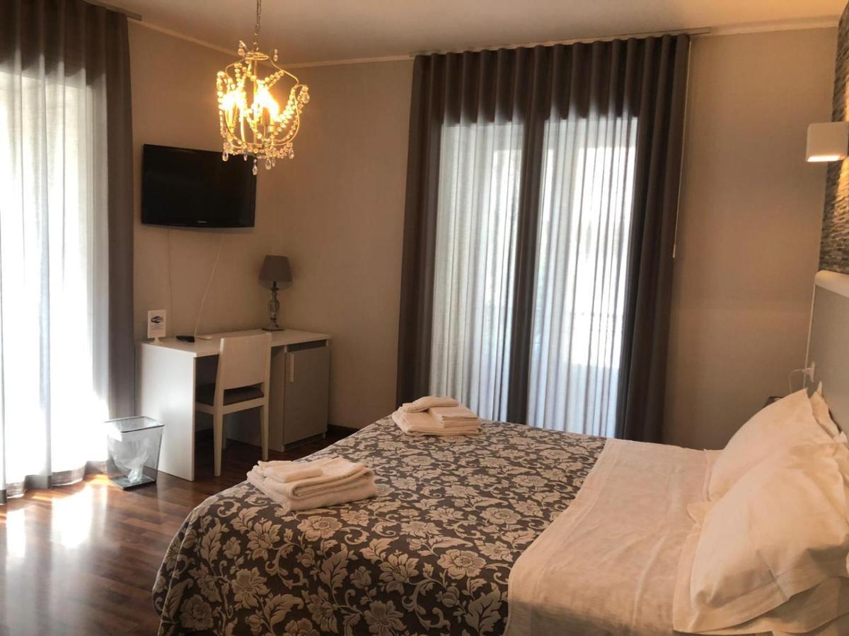 B&B Elios Rooms Catania Ngoại thất bức ảnh