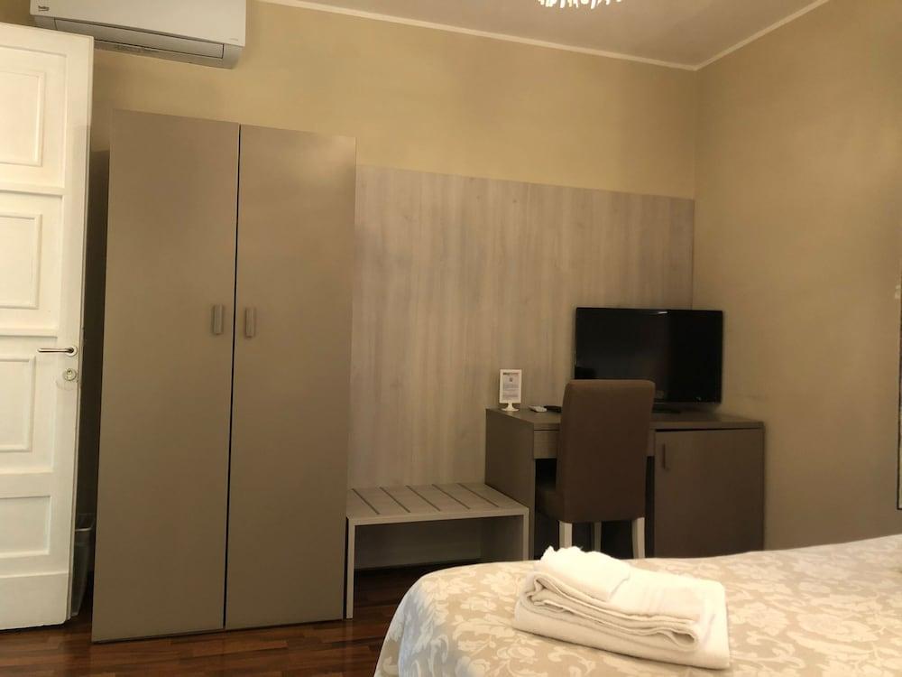 B&B Elios Rooms Catania Ngoại thất bức ảnh